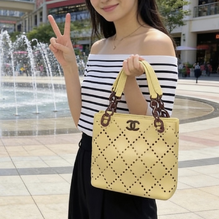 シャネル パンチングプラチェーン トートバッグ