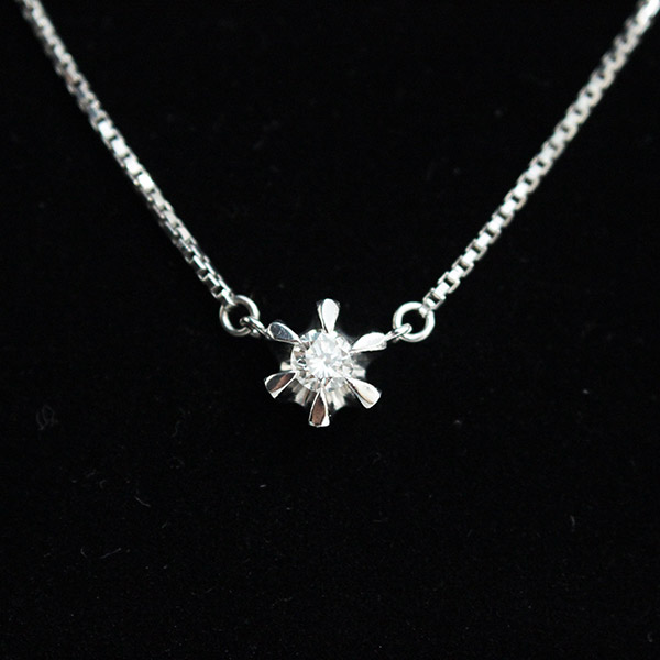 ダイヤモンド　0.17ct　１粒　ネックレス